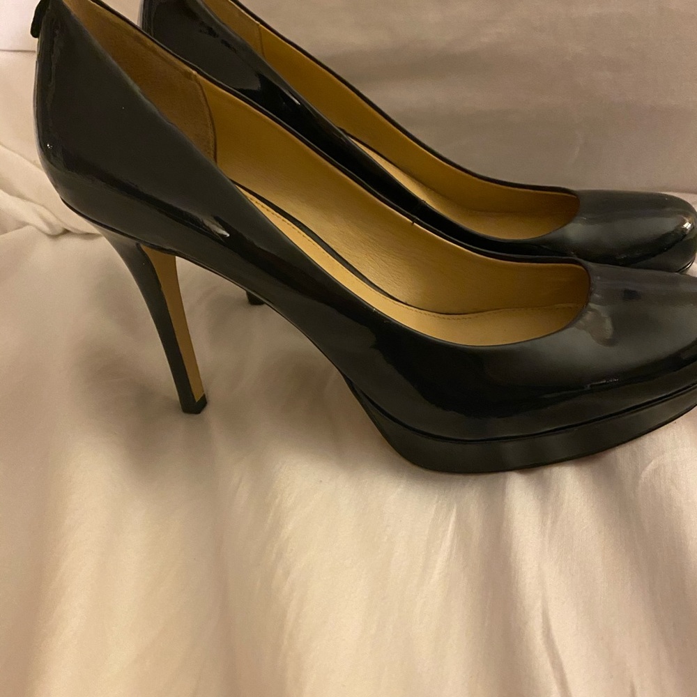 Authentic MiK shoe Size 11